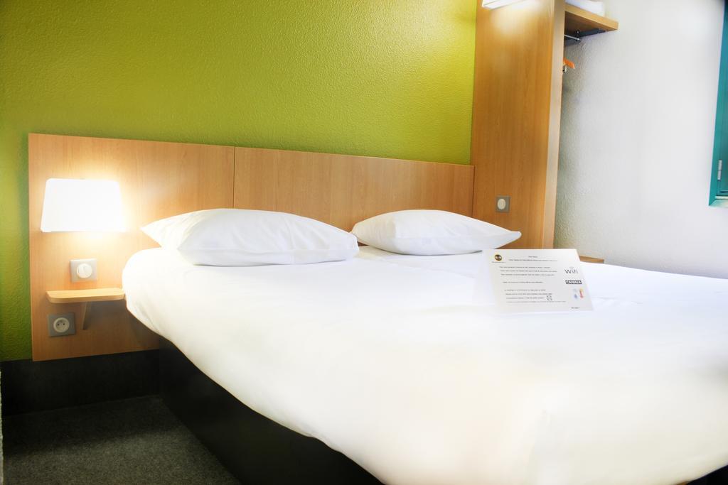 Hotel Inn Design Vierzon - Ex B&B Стая снимка