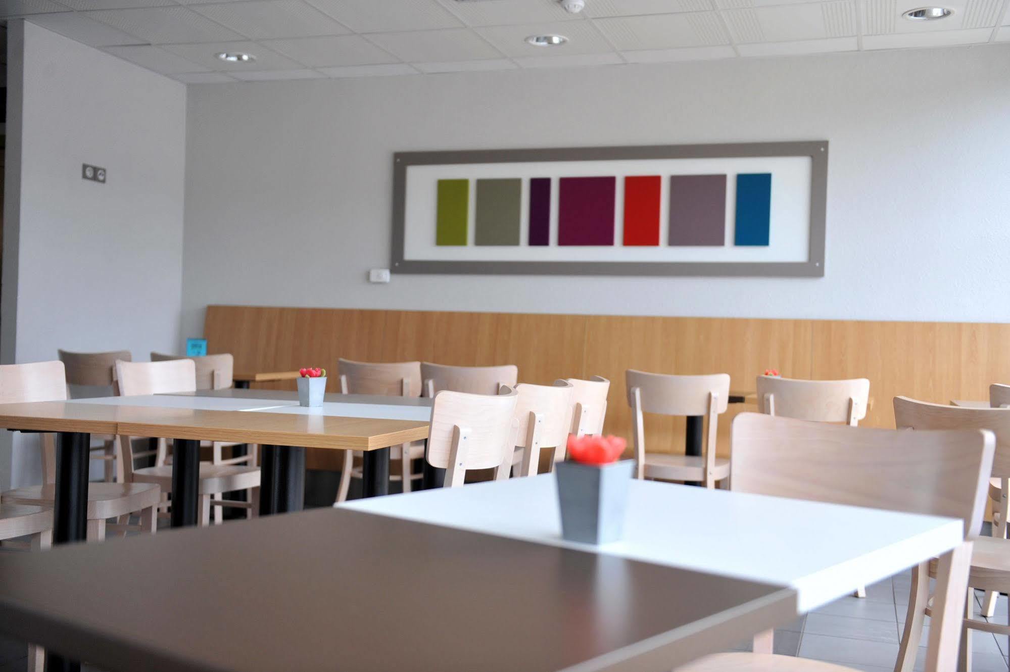 Hotel Inn Design Vierzon - Ex B&B Екстериор снимка